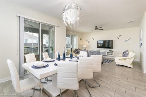 Luxurious Comfort - 6 Bdm Villa With Pool & Game Rm Villa