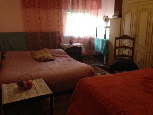 Hostal Appartamento Economico Con Tre Stanze