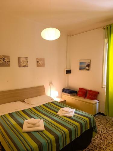Classic Monterossino Apartment In Old Town