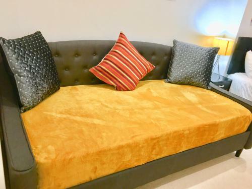 London Excel 2 Bedrooms River View Apartment