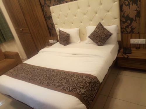 Hostal Hotel Rk Palace