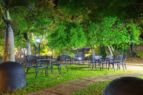 Hotel Madu Ganga Villa