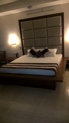 Hotel Rama Residency