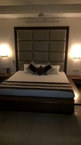 Hotel Rama Residency