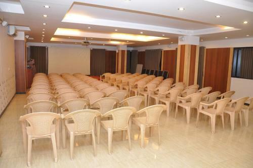 Hotel Rama Residency