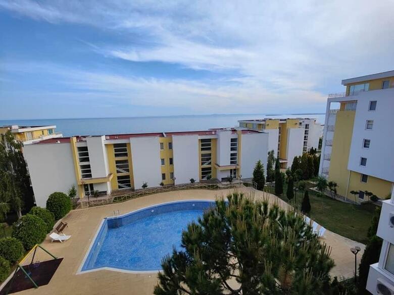 Crown Fort Club Apartments