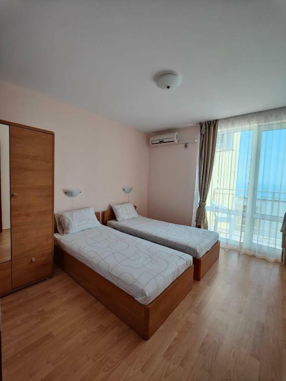 Crown Fort Club Apartments