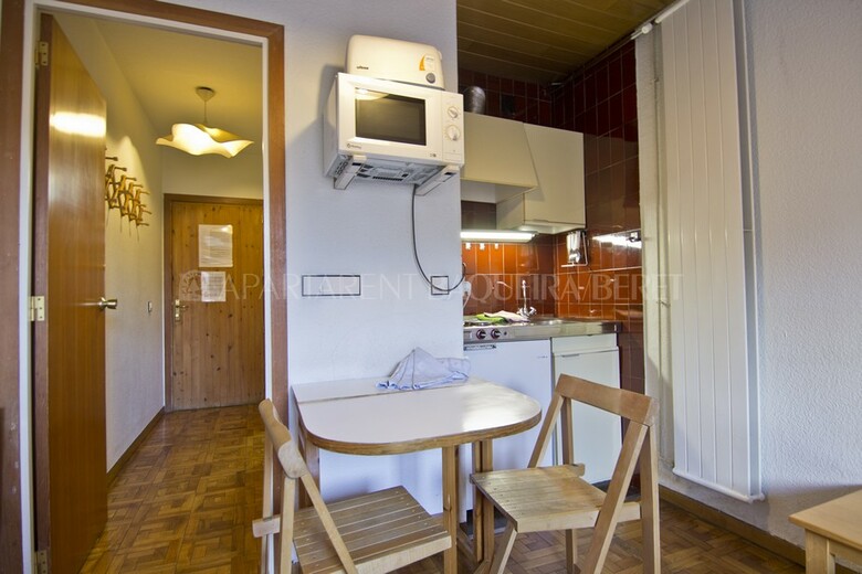 Apartamento Estudio Guineu. Edif. Saumet