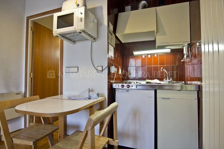 Apartamento Estudio Guineu. Edif. Saumet