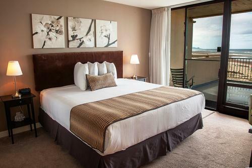 Inn At Spanish Head Resort Hotel