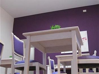 Hotel Reyna Violeta
