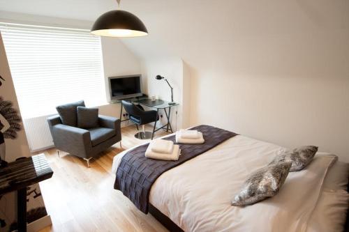 Bed & Breakfast Stay 2a