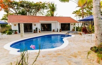 Hostal Garden By The Sea
