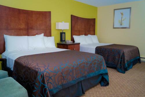 Motel Sullivan Trail Inn & Suites