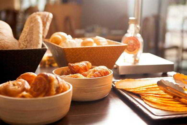 Hotel Novotel Paris Pont De S�vres