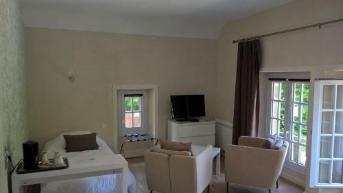 Hotel Logis Hostellerie Du Vieux Moulin