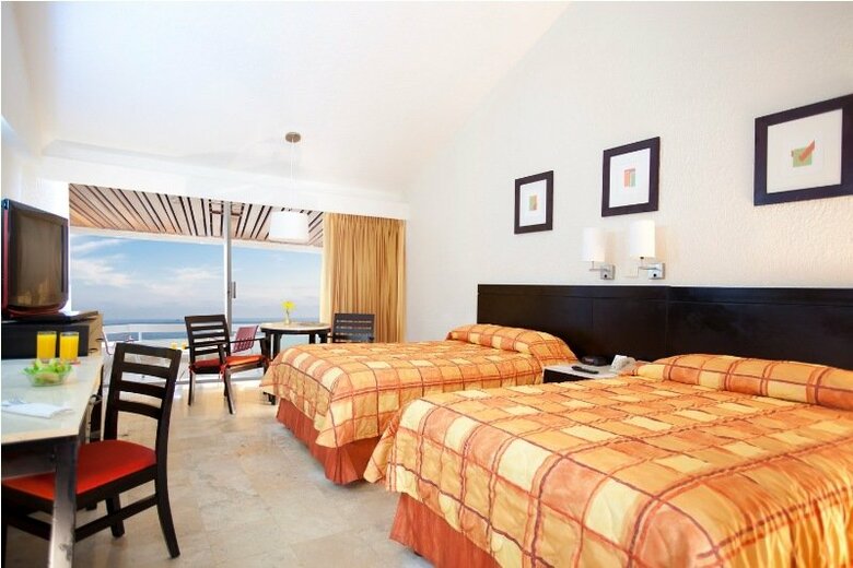 Hotel Krystal Ixtapa