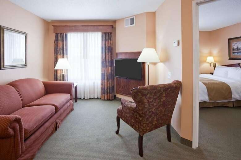 Hotel Grandstay Residential Suites
