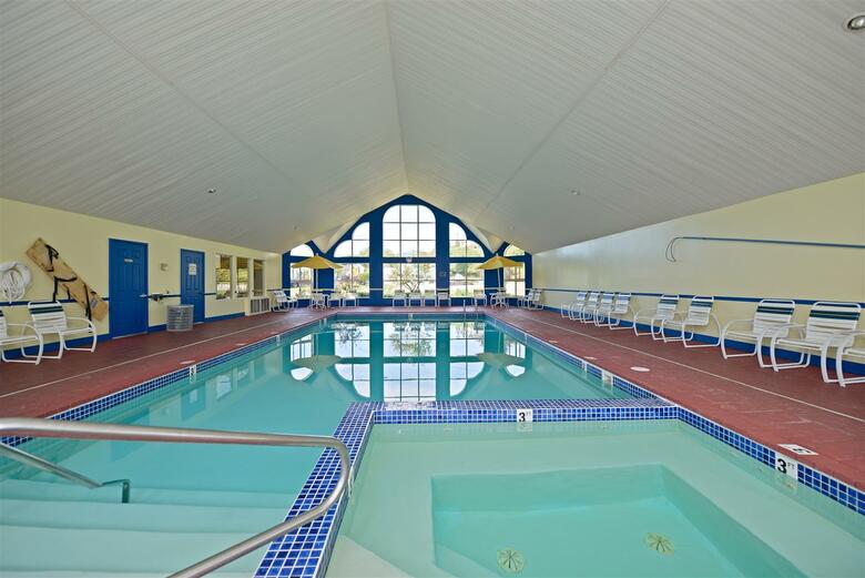 Hotel Best Western Harbour Pointe Lakefront