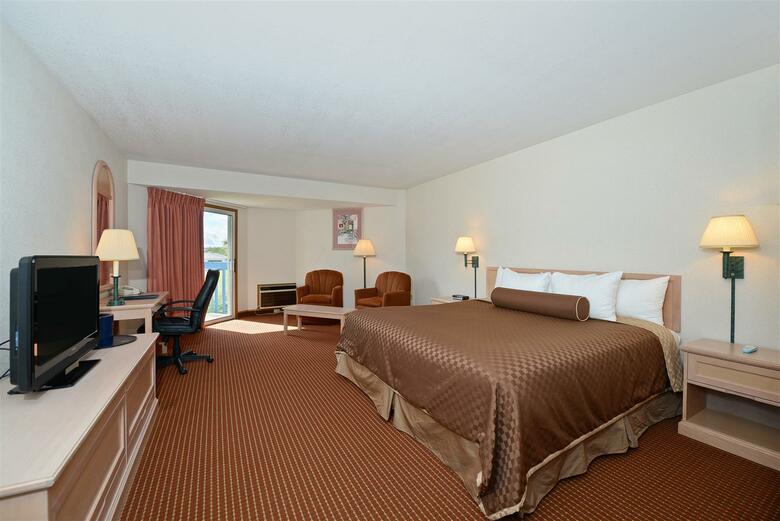 Hotel Best Western Harbour Pointe Lakefront