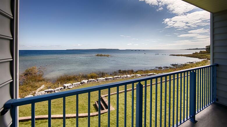 Hotel Best Western Harbour Pointe Lakefront