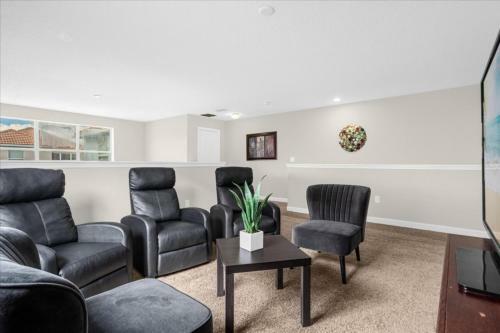 5 Bedrooms - 5 Bathrooms - Paradise Palms 2966 Bp