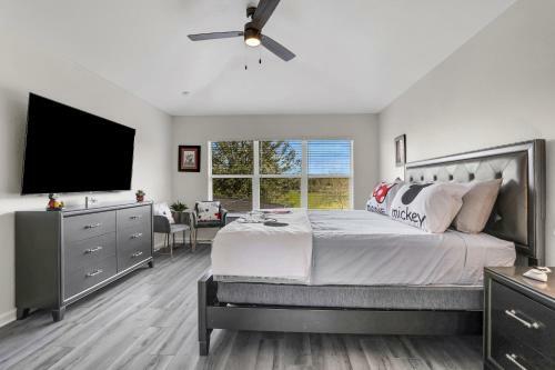 Villa Themed Luxury 6br Getaway With Resort Amenities