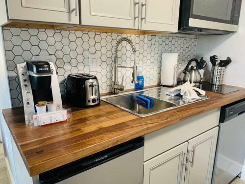 Apartamento Gorgeous Studio Near Parks And Convention Center