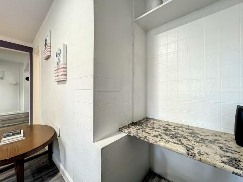 1 Bed Altamonte Springs Apartment Unit 3