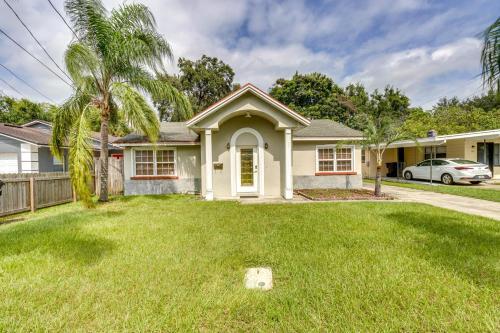 Orlando Home With Yard 8 Mi To Universal Studios!