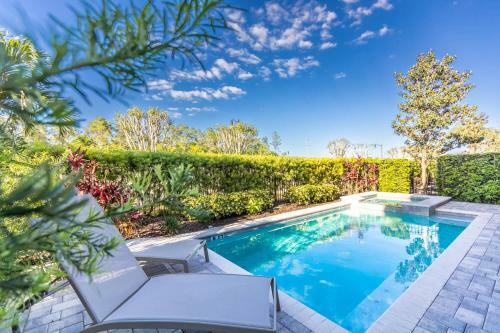Comfy Modern House W Pool Perfect Location
