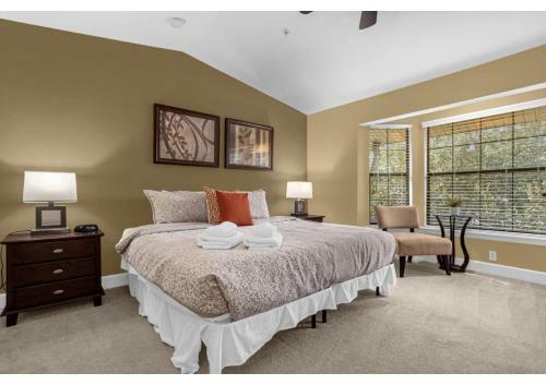 Luxury Townhome - 5 Minutes From Disney