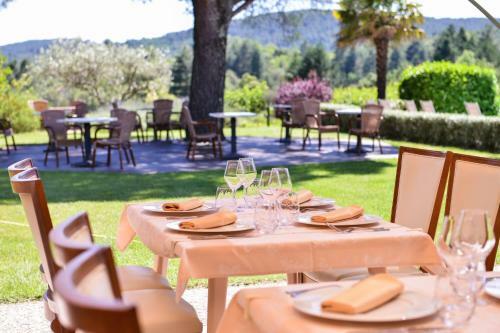 Hotel Le Ch�ne Vert