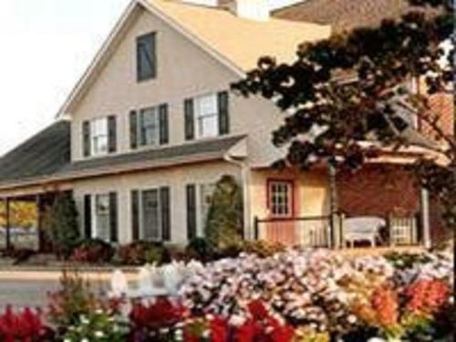 Posada Country Living Inn