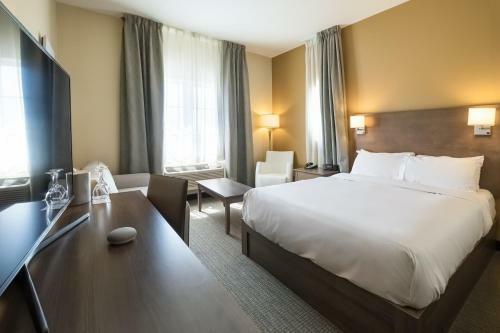 Hotel Imperia H�tel Et Suites Terrebonne