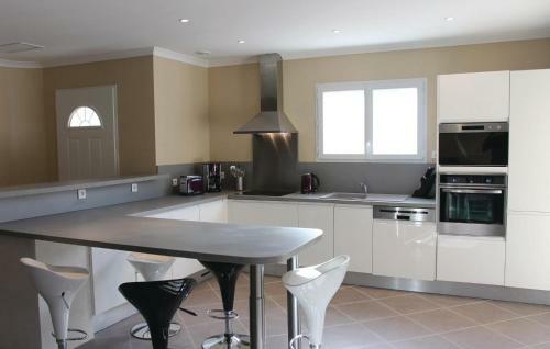 Holiday Home St Paul Trois Chateaux Uv-988