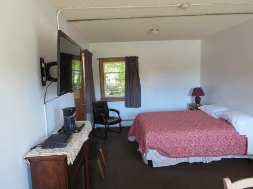 Holiday Inn Motel