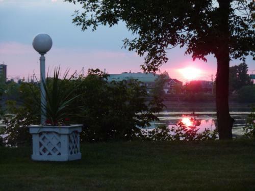 Motel Belle Riviere