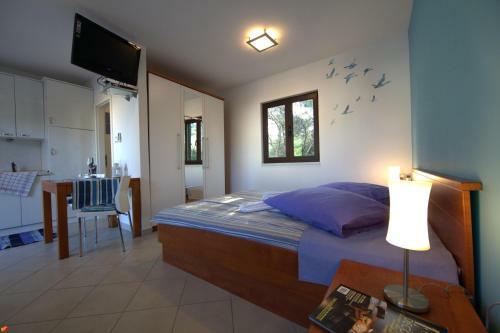 The Sea House Apartments