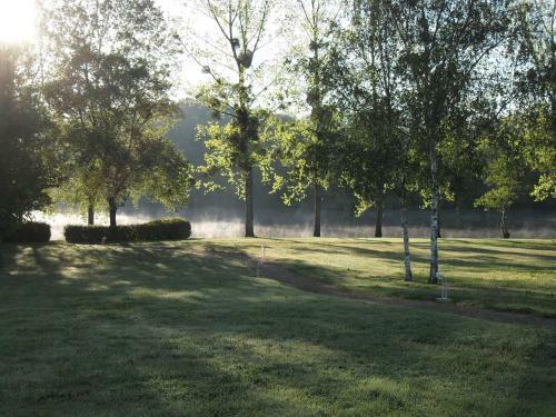 Hotel H�tel Val De Vienne