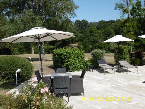 Hotel H�tel Val De Vienne