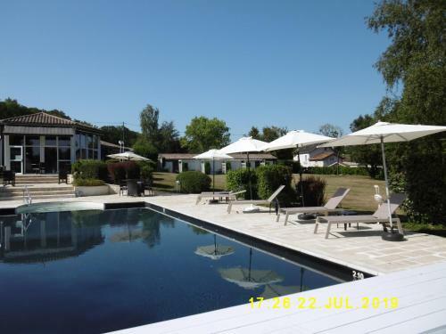 Hotel H�tel Val De Vienne