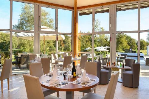 Hotel H�tel Val De Vienne