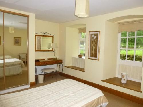 Hewenden Mill Holiday Homes