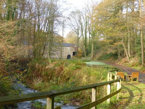 Hewenden Mill Holiday Homes