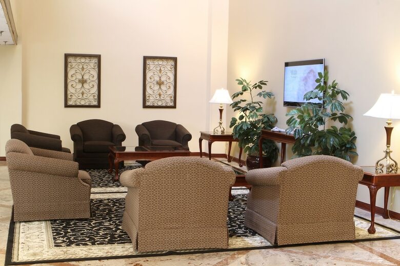 Hotel Westford Regency Inn & Conference Center