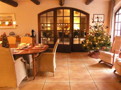 Villa Mas St Jean House