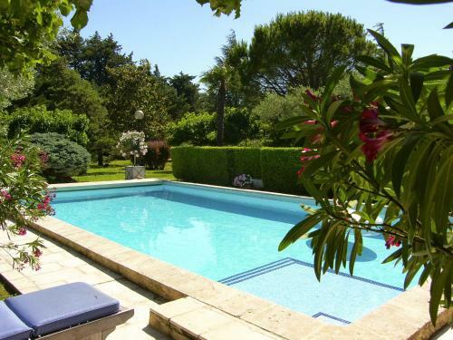 Villa Mas St Jean House