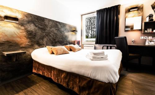 Logis Hotel Lons-le-saunier - Restaurant Le Grill