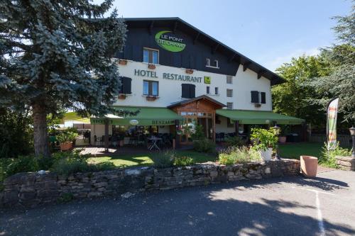 Hotel Logis Le Pont De Champ